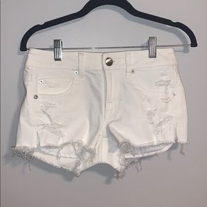 American Eagle white shorts